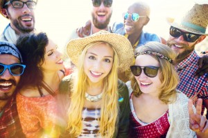 Smiling Teens With Straight Teeth Thanks To Invisalign